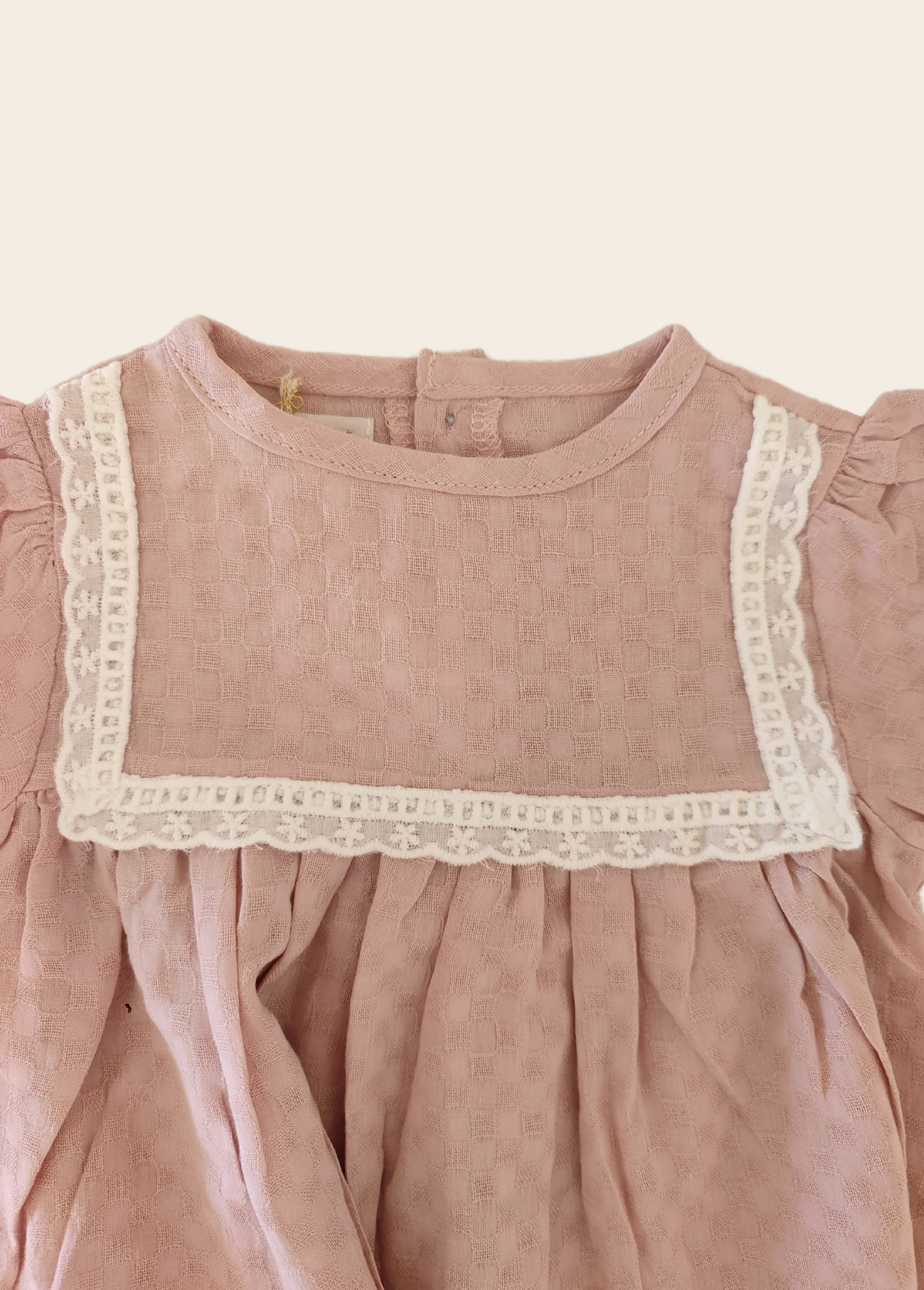 BLUSA SUIZA ROSADA