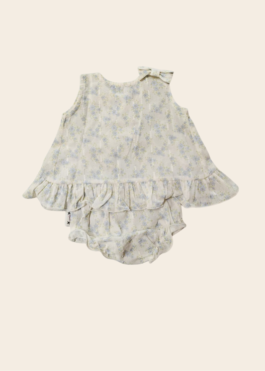 Conjunto Esmeralda Flores Celeste