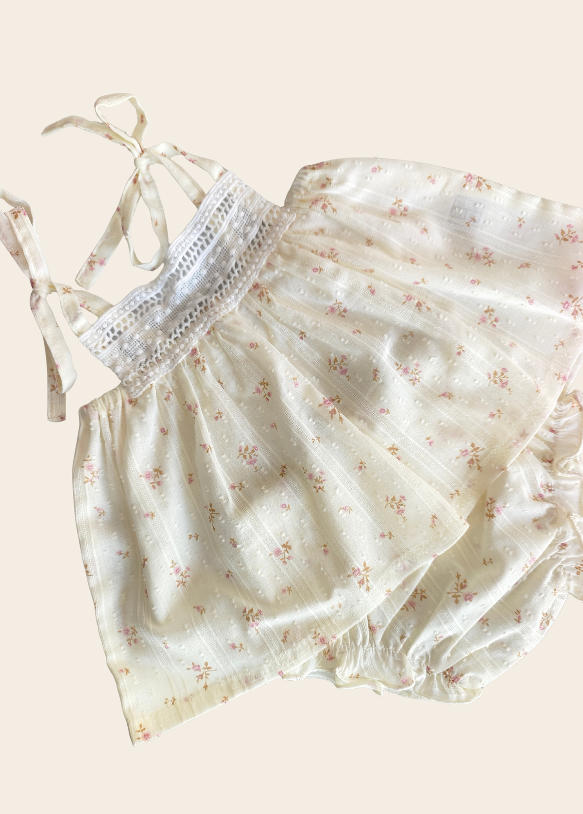 Conjunto Amatista Flores Beige