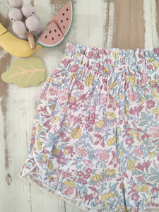 Short Dalia Burdeo